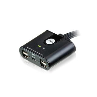 ATEN US424 KVM kapcsoló Fekete